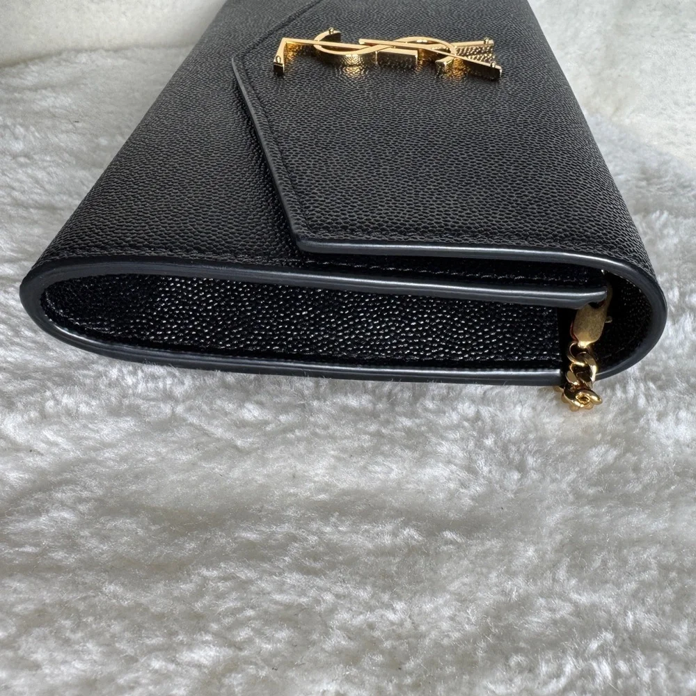 SAINT LAURENT Uptown Chain Wallet in Grain De Poudre Embossed Leather - Picture 3 of 14